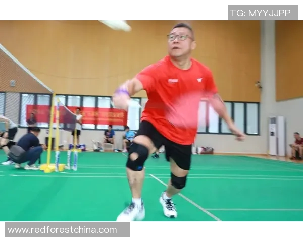 羽毛球盛宴：深入解析广州羽毛球队的默契配合与战术策略